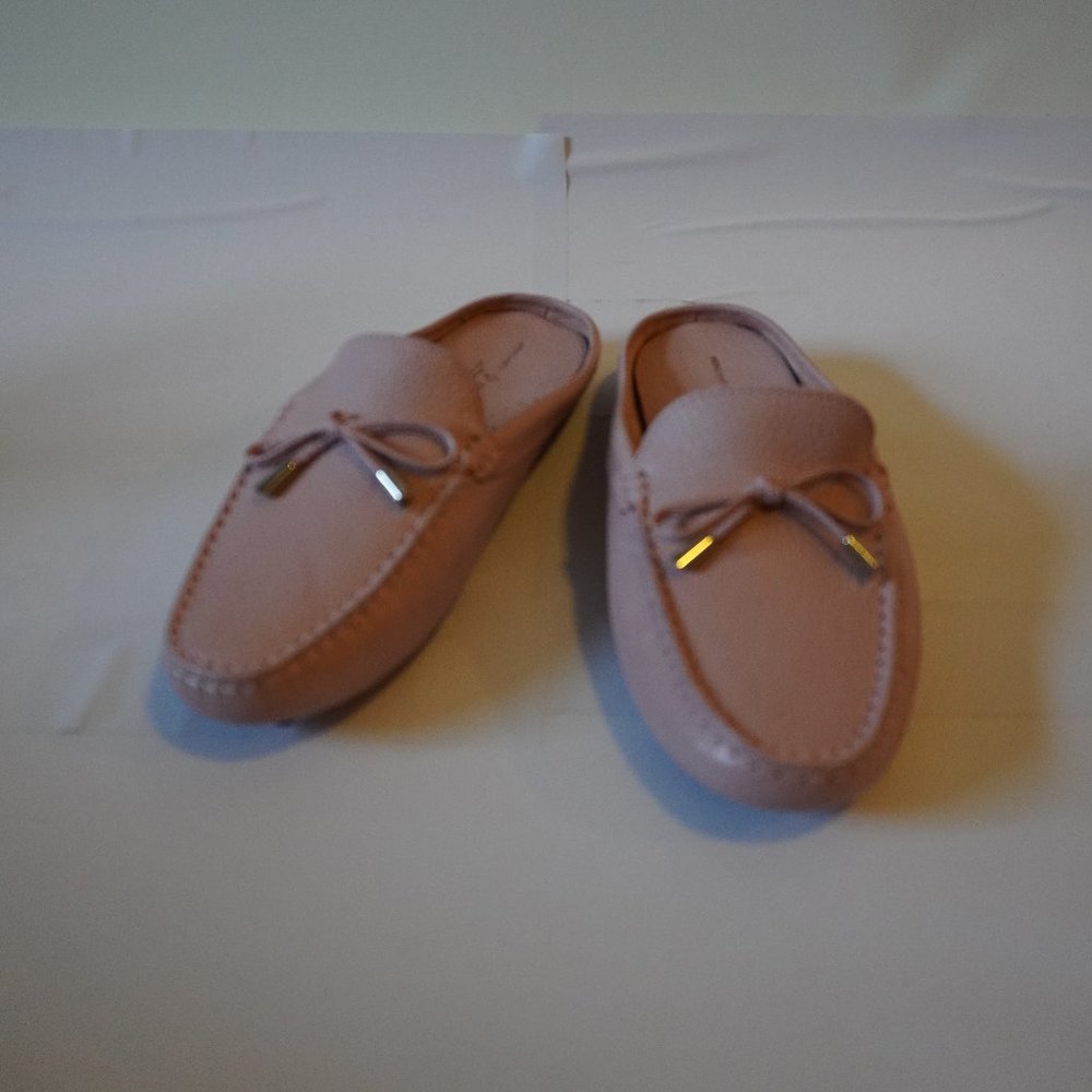 * NWOT Womens Mercanti Fiorentini Pink Leather Driving Mules Sz 8